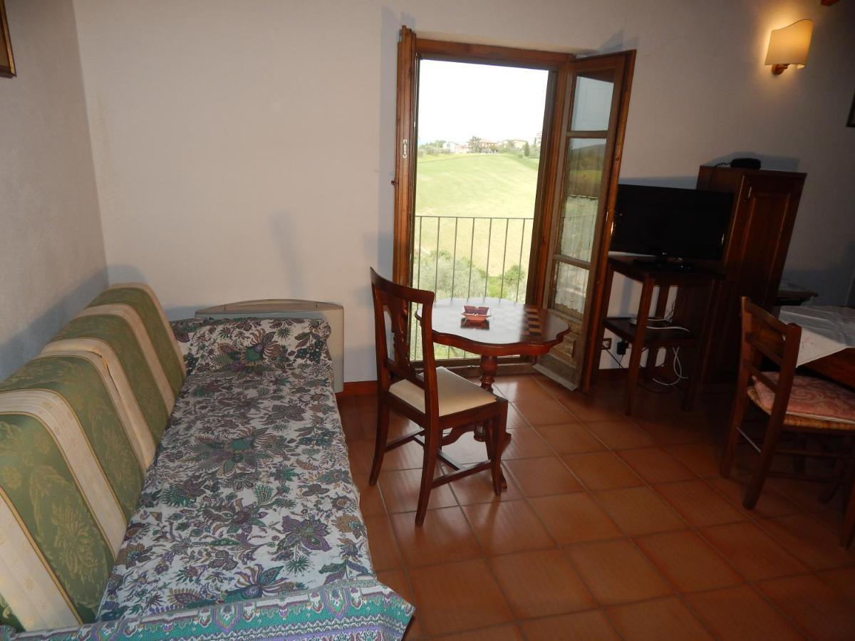 Fullino Nero Rta - Residenza Turistico Alberghiera Сиена Экстерьер фото