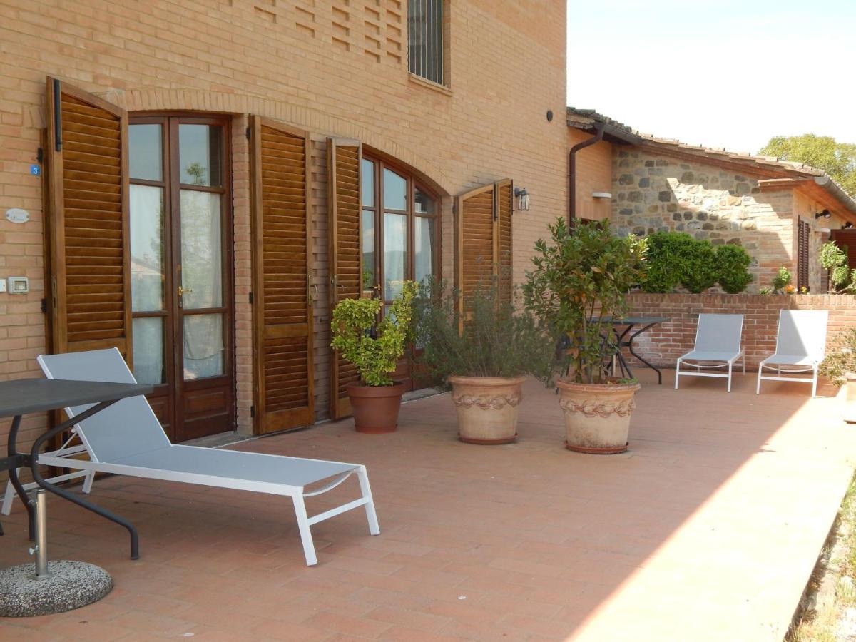 Fullino Nero Rta - Residenza Turistico Alberghiera Сиена Экстерьер фото