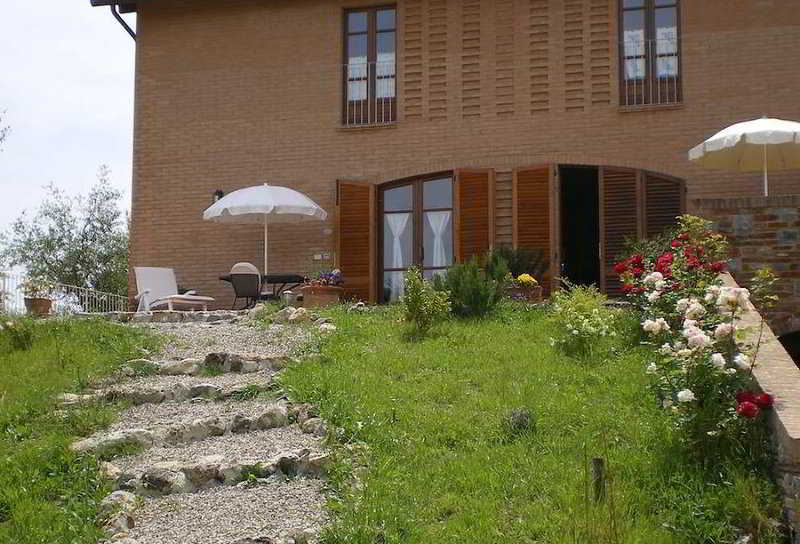 Fullino Nero Rta - Residenza Turistico Alberghiera Сиена Экстерьер фото