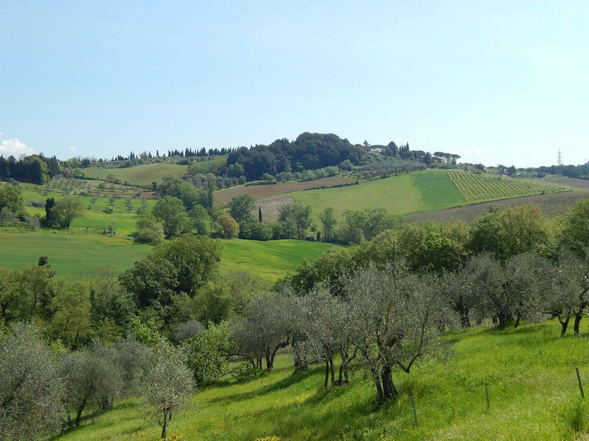 Fullino Nero Rta - Residenza Turistico Alberghiera Сиена Экстерьер фото