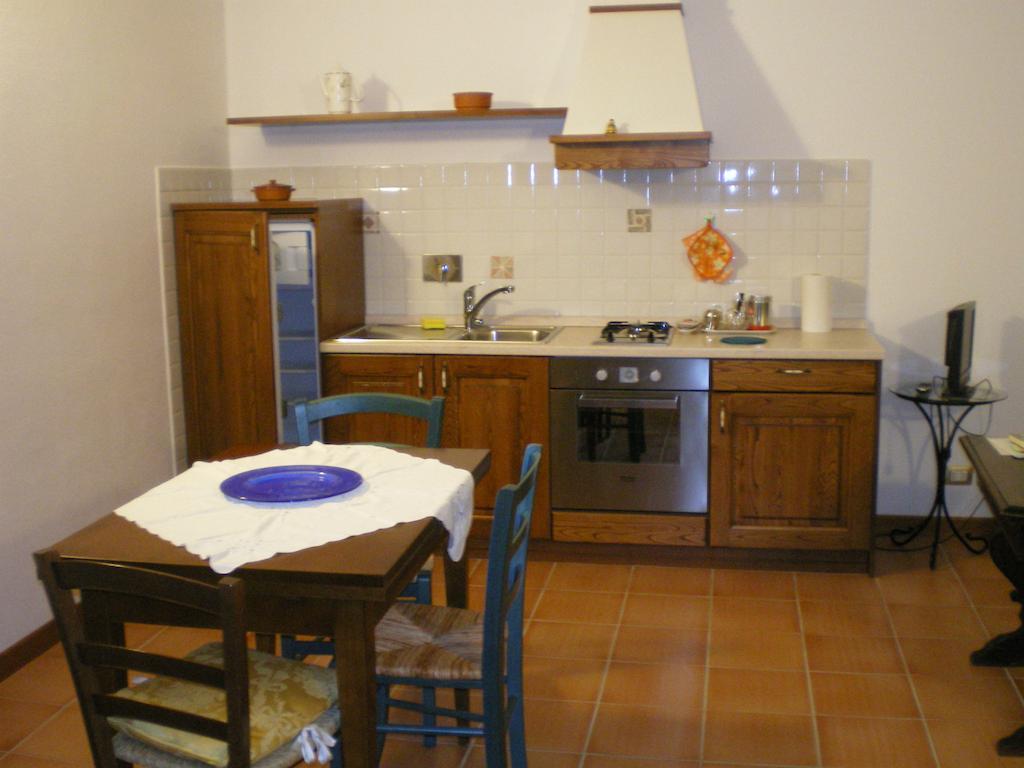 Fullino Nero Rta - Residenza Turistico Alberghiera Сиена Экстерьер фото