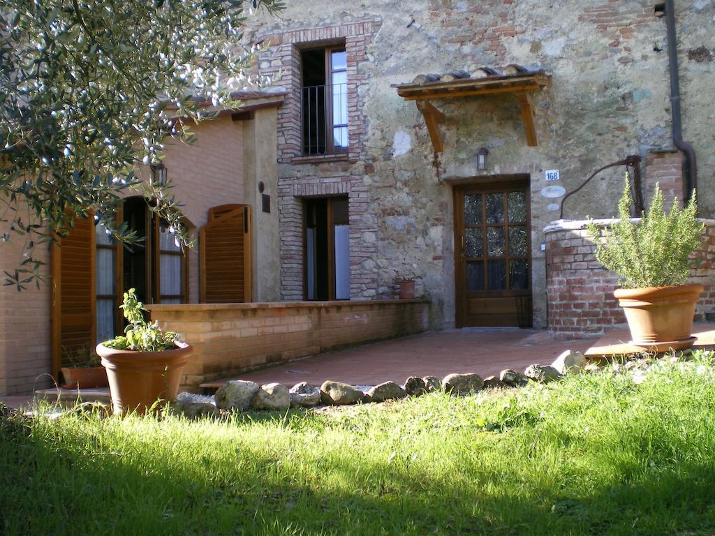 Fullino Nero Rta - Residenza Turistico Alberghiera Сиена Экстерьер фото